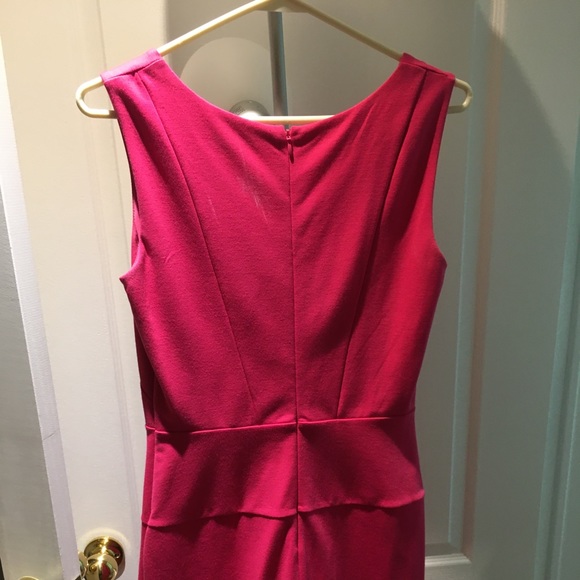JLO Fushcia Pink fitted dress - Picture 2 of 3